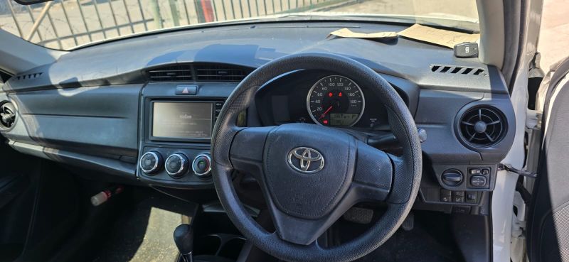  29063  TOYOTA COROLLA AXIO  2016  