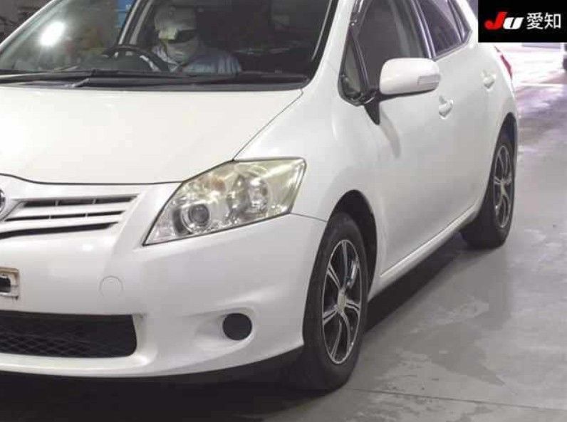  29068  TOYOTA AURIS  2011  