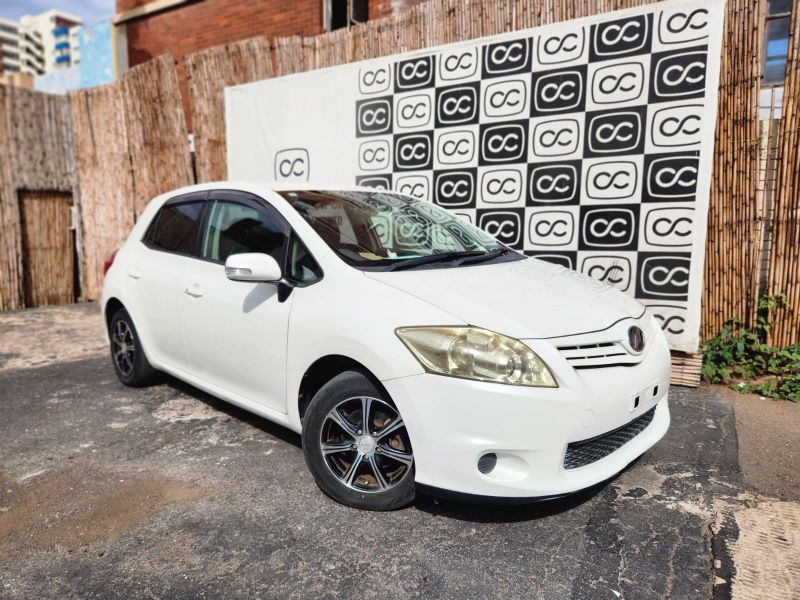 29068  TOYOTA AURIS  2011