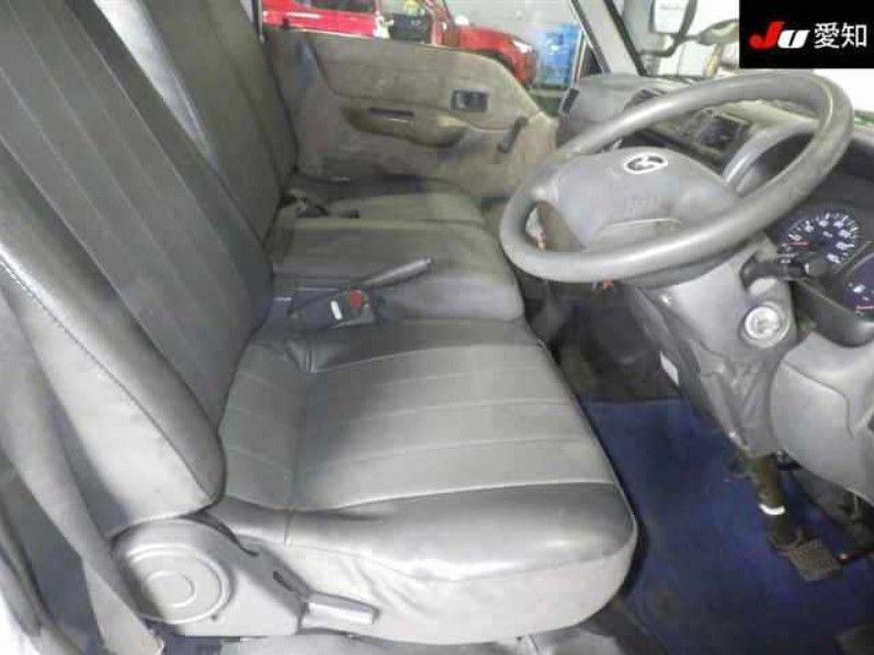  29071  MAZDA BONGO  2005  