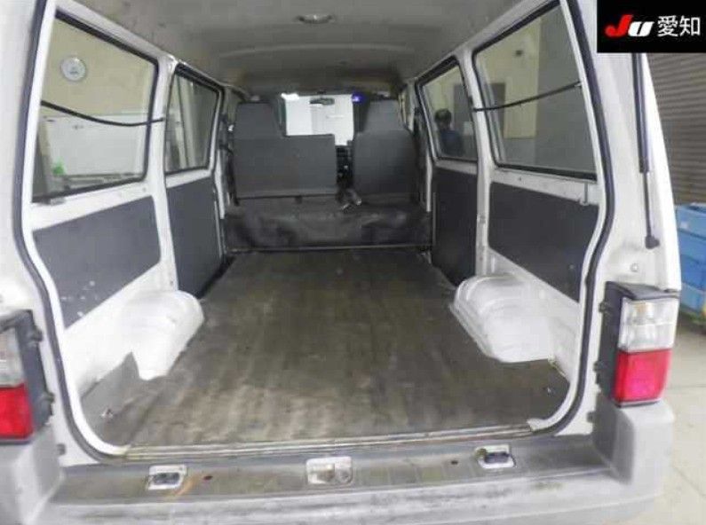  29071  MAZDA BONGO  2005  