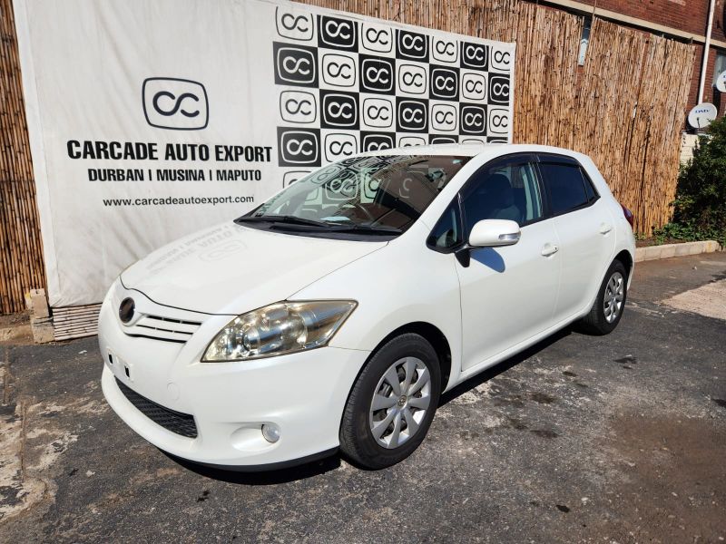 29082  TOYOTA AURIS  2010