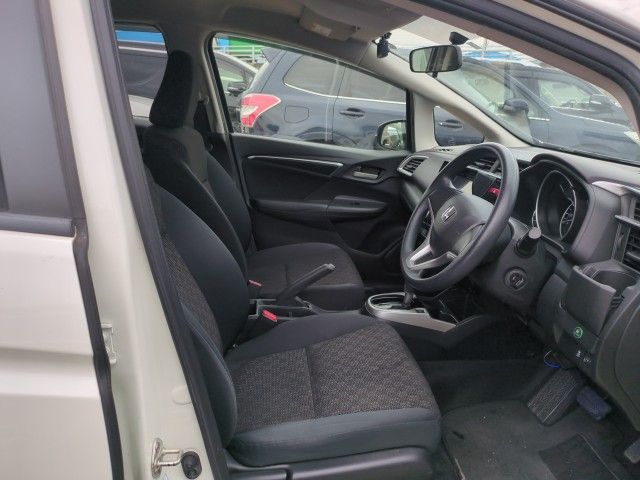  29084  HONDA FIT  2016  