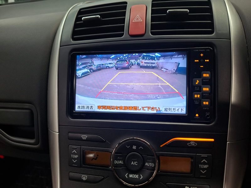 29085  TOYOTA AURIS  2011