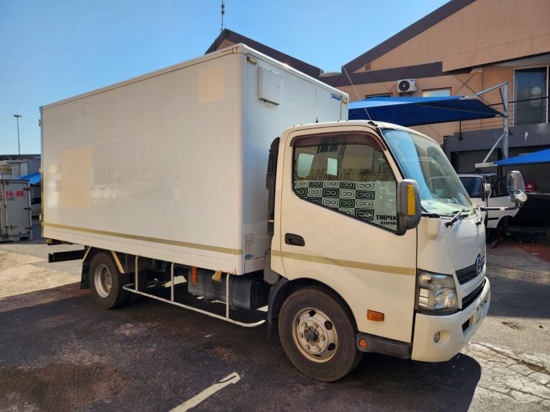 29087  HINO DUTRO  2015