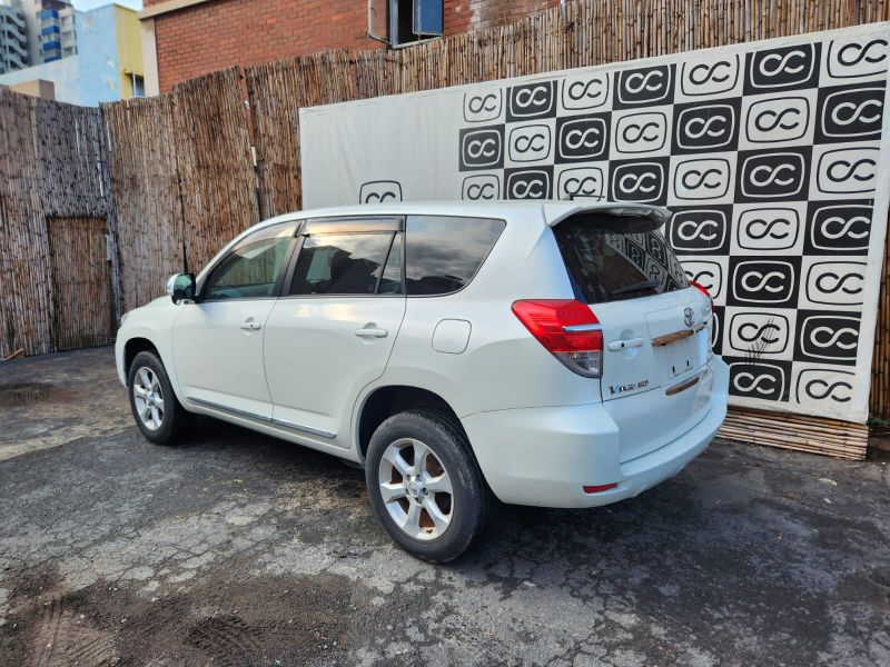 29089 TOYOTA VANGUARD 2010