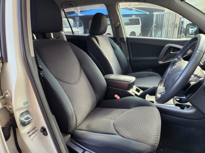 29089 TOYOTA VANGUARD 2010