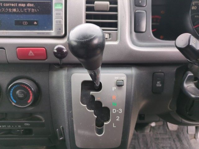  29090  TOYOTA HIACE  2007  