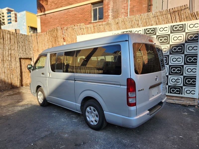 29090  TOYOTA HIACE  2007