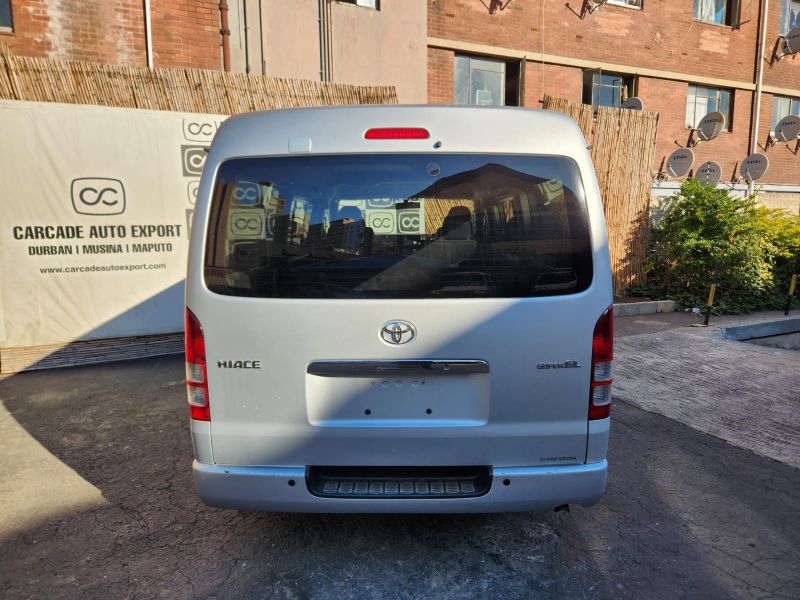 29090  TOYOTA HIACE  2007