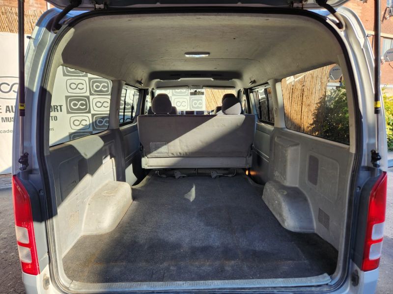 29090  TOYOTA HIACE  2007