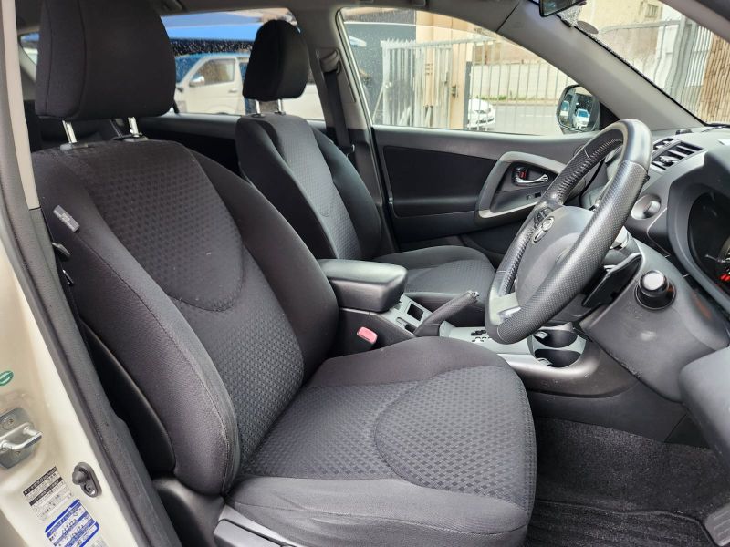 29093  TOYOTA VANGUARD  2010