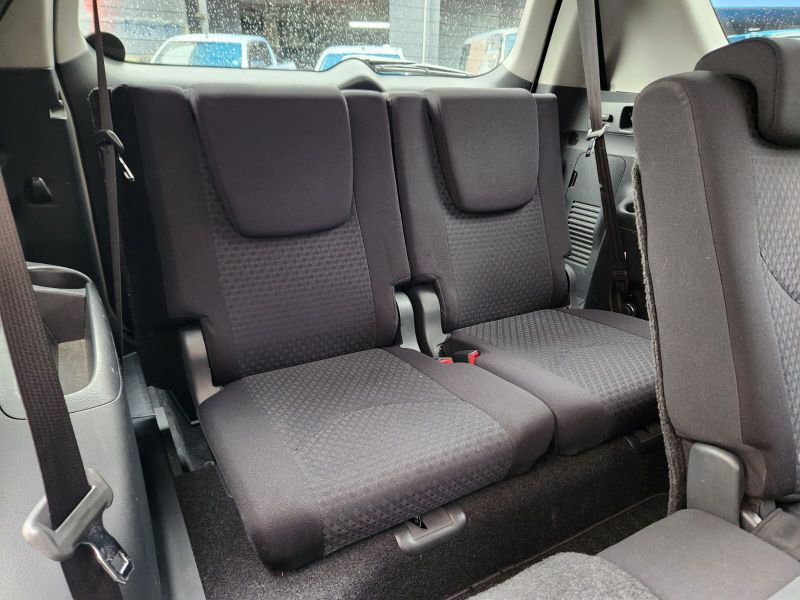 29093  TOYOTA VANGUARD  2010