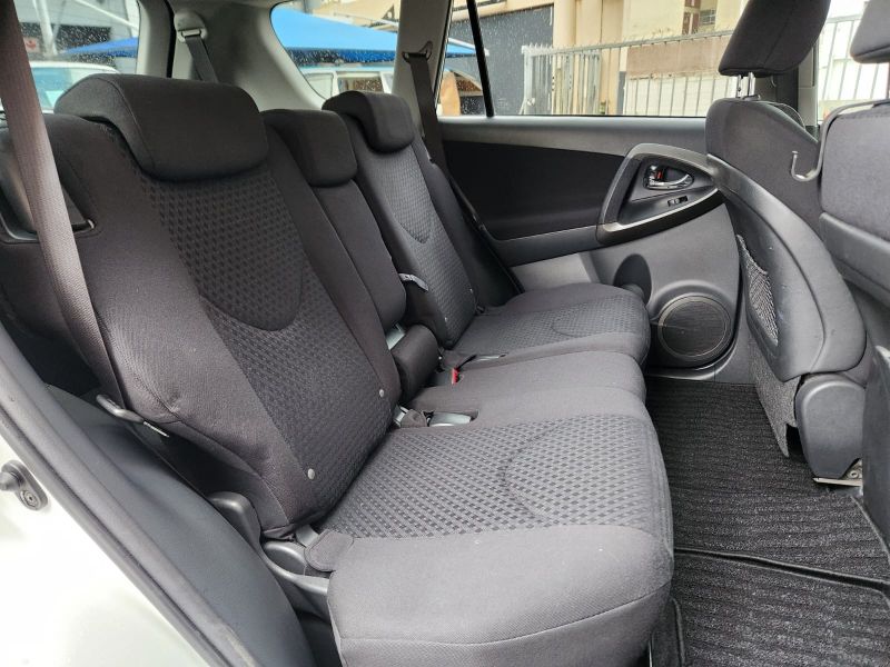 29093  TOYOTA VANGUARD  2010