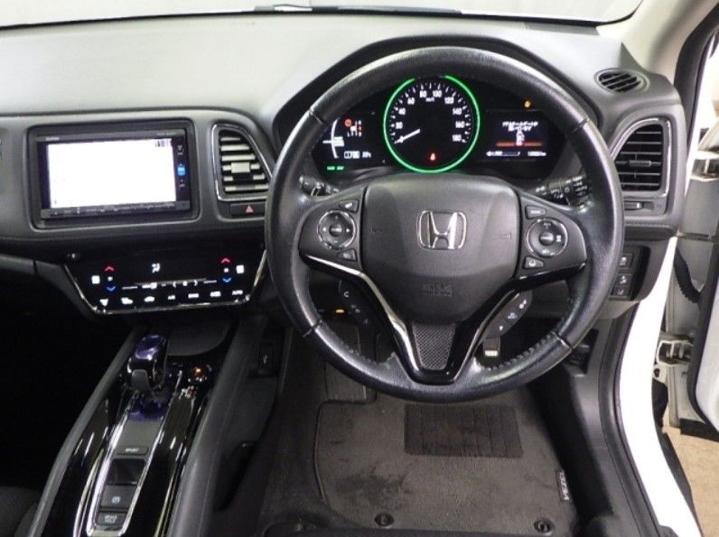  29098  HONDA VEZEL  2016  