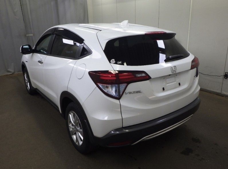  29098  HONDA VEZEL  2016  