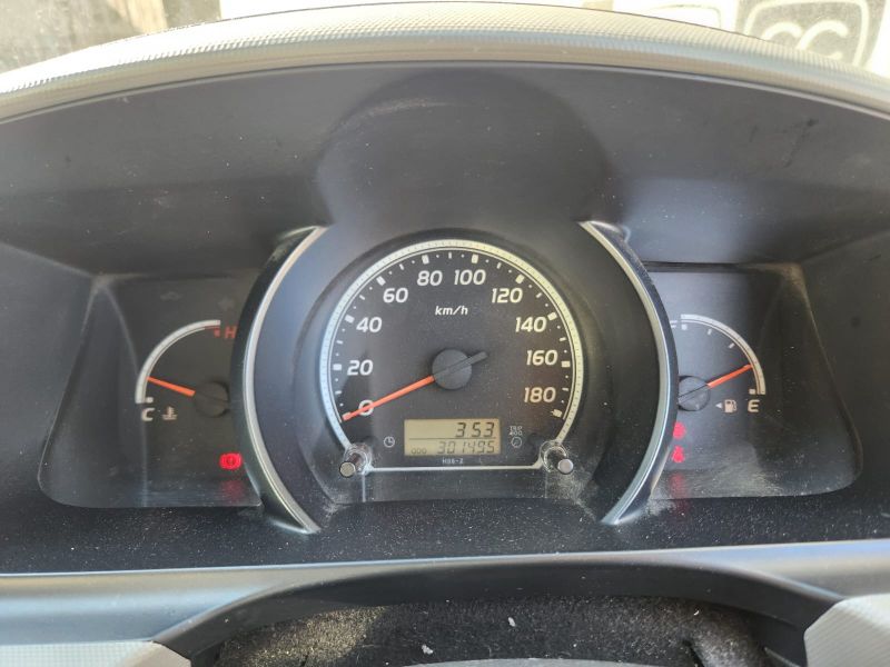 29100  TOYOTA HIACE  2006