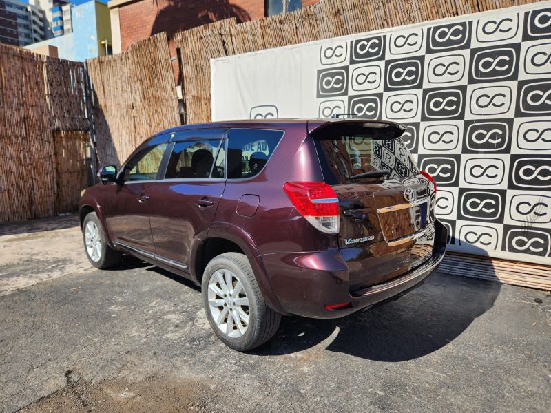 29102  TOYOTA VANGUARD  2010