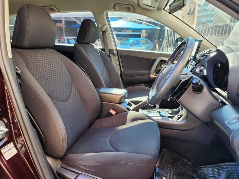 29102  TOYOTA VANGUARD  2010