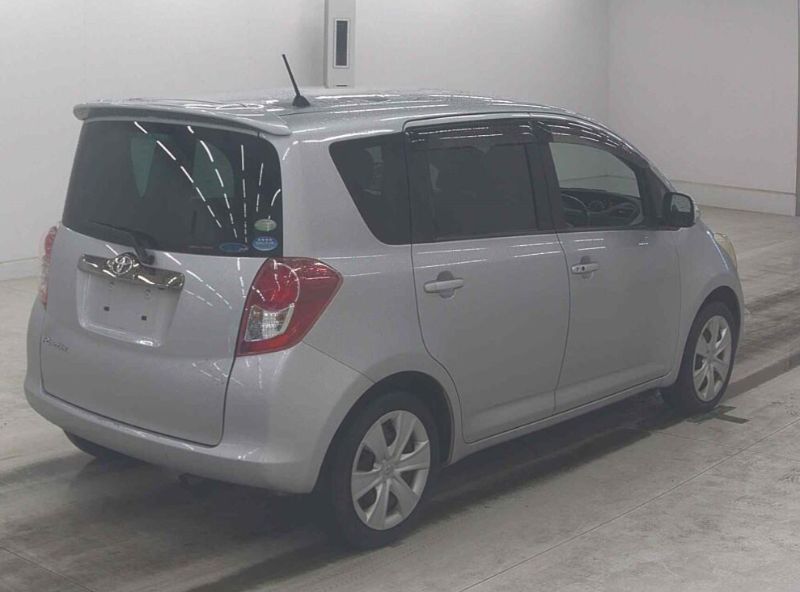  29103  TOYOTA RACTIS  2010  