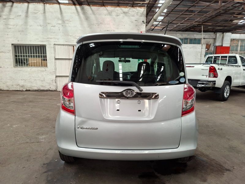  29103  TOYOTA RACTIS  2010  