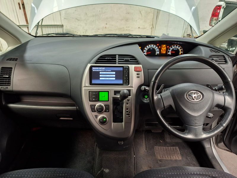  29103  TOYOTA RACTIS  2010  