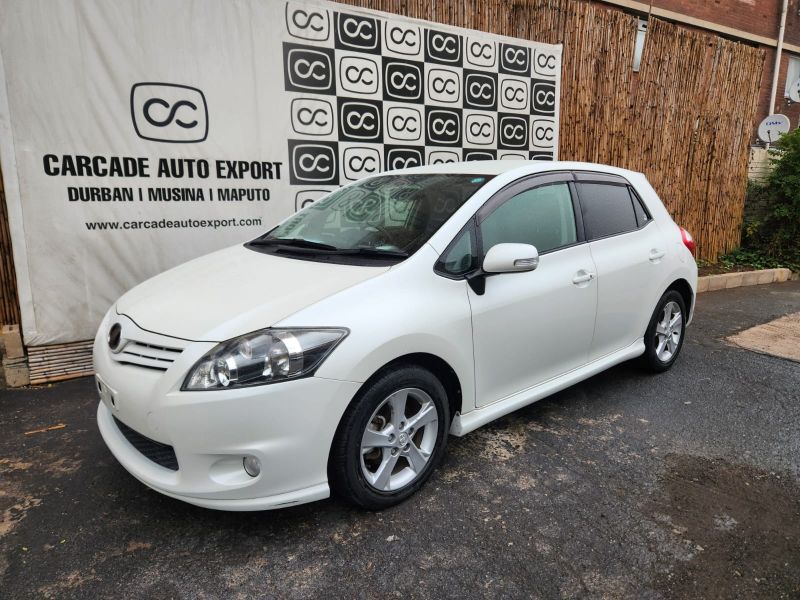 29104  TOYOTA AURIS  2010