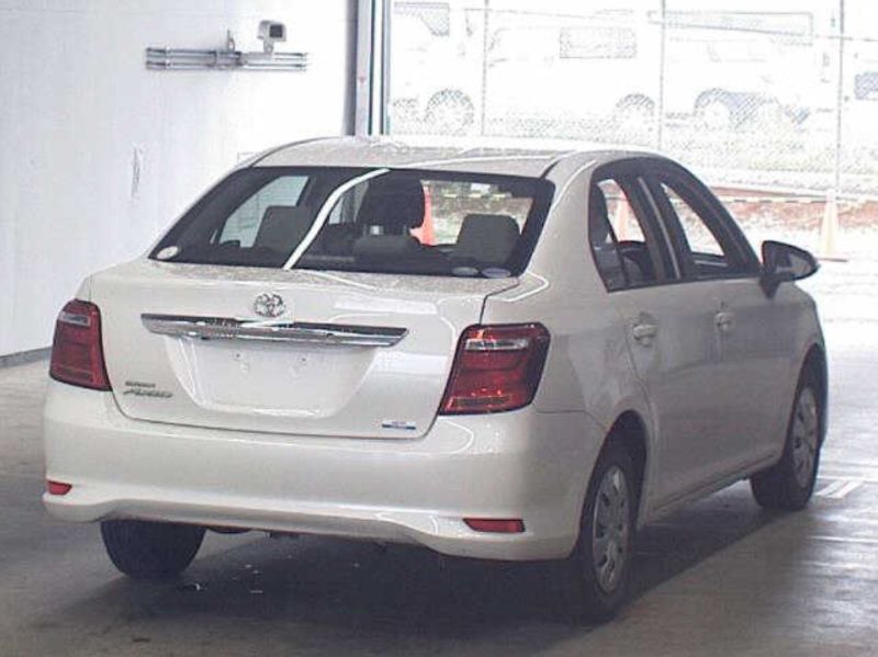  29107  TOYOTA COROLLA AXIO  2017  