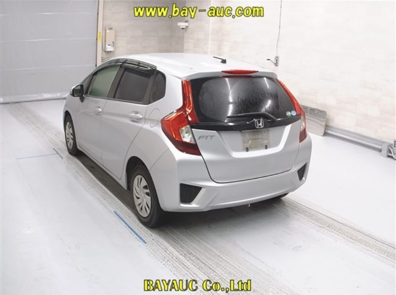  29108  HONDA FIT  2016  