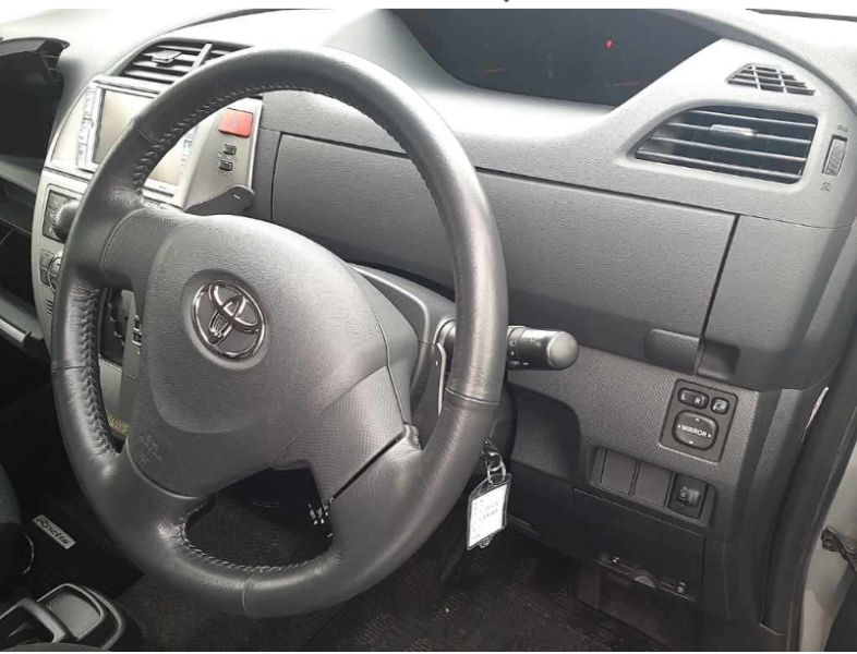  29109  TOYOTA RACTIS  2006  