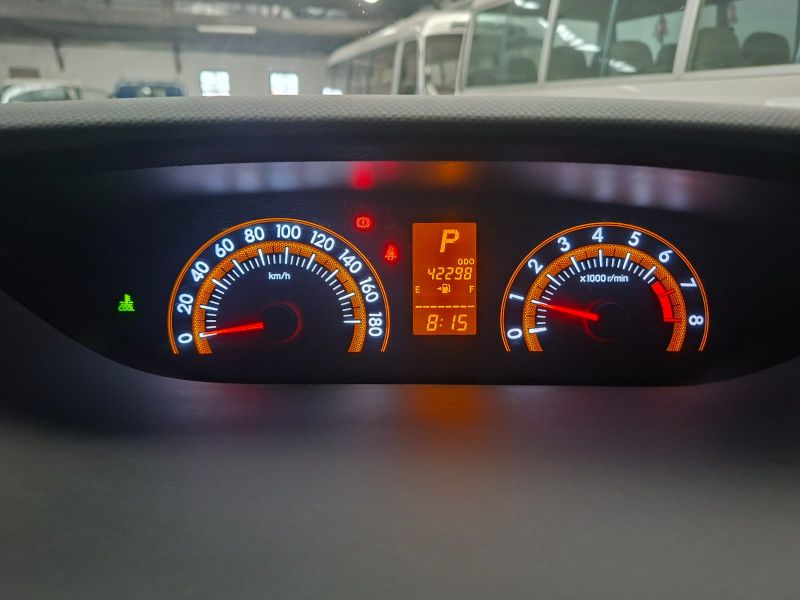 29109  TOYOTA RACTIS  2006