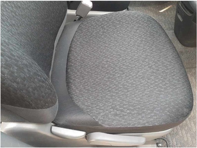 29110  TOYOTA SIENTA  2012  