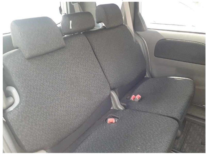  29110  TOYOTA SIENTA  2012  