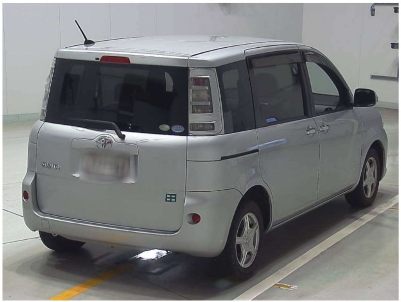  29110  TOYOTA SIENTA  2012  