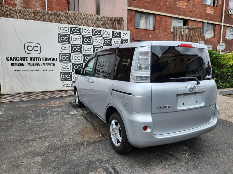  29110  TOYOTA SIENTA  2012  