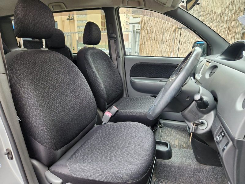  29110  TOYOTA SIENTA  2012  