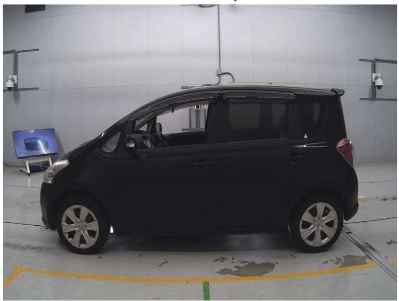  29113  TOYOTA RACTIS  2009  