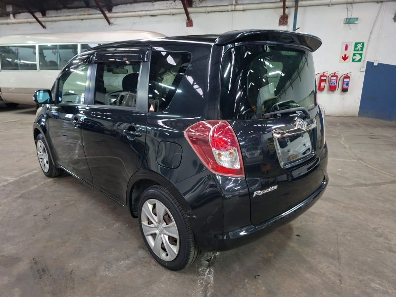 29113  TOYOTA RACTIS  2009