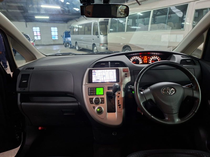 29113  TOYOTA RACTIS  2009