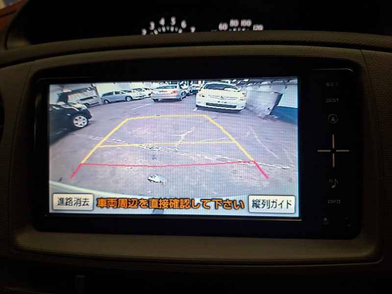 29114  TOYOTA SIENTA  2010