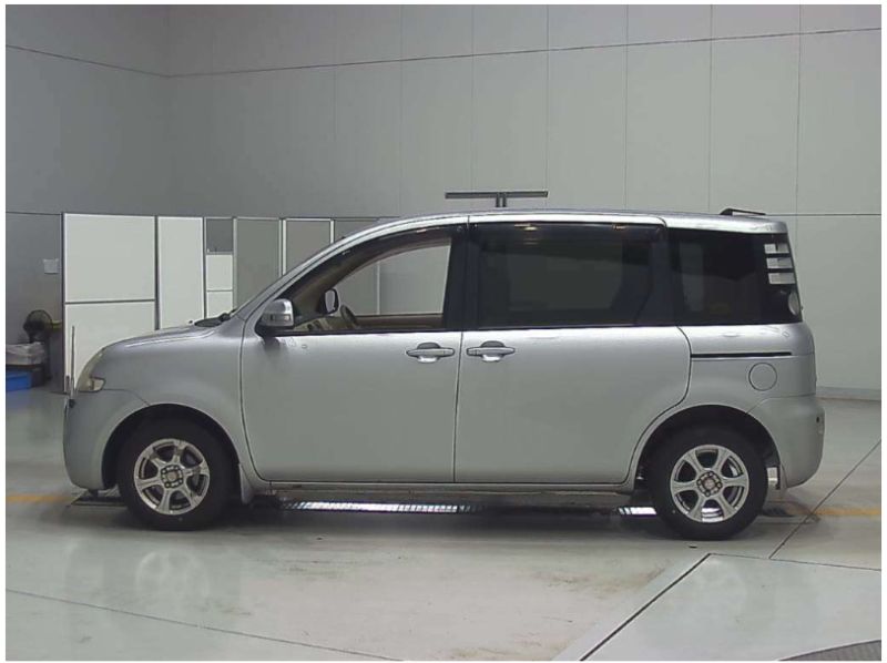  29115  TOYOTA SIENTA  2006  