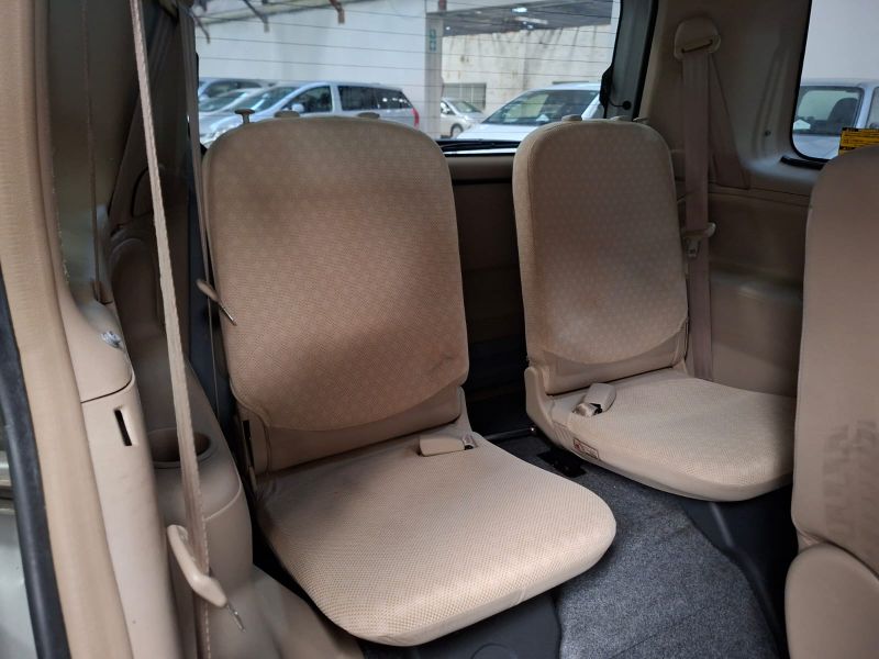 29115  TOYOTA SIENTA  2006