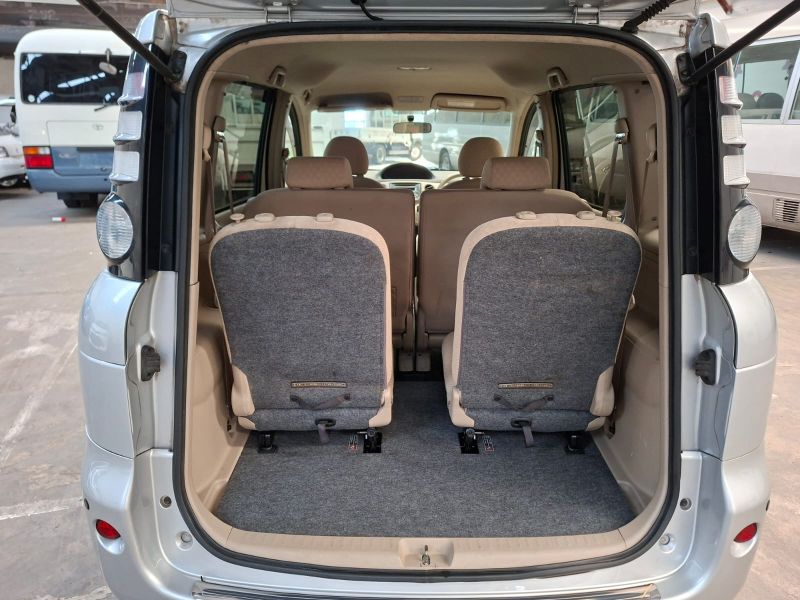 29115  TOYOTA SIENTA  2006