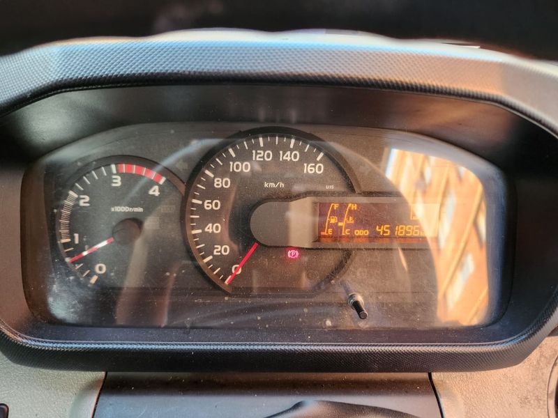 29120  TOYOTA DYNA  2012