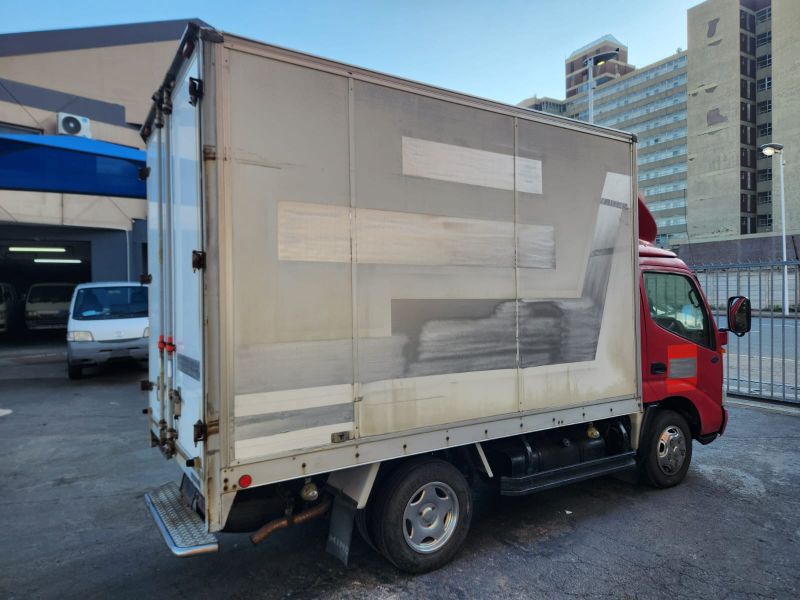  29122  HINO DUTRO  1999  