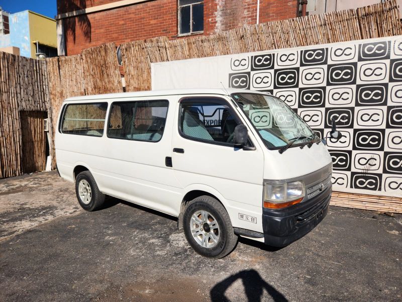  29123  TOYOTA HIACE  1998  