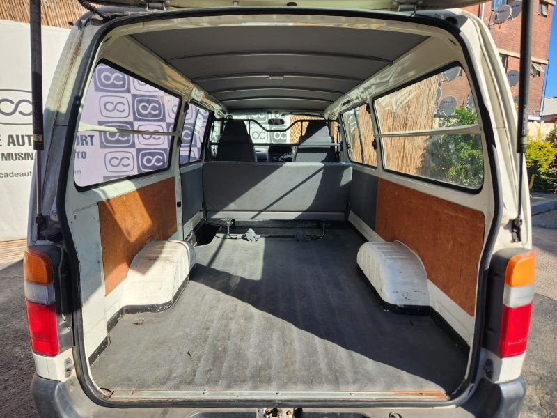  29123  TOYOTA HIACE  1998  