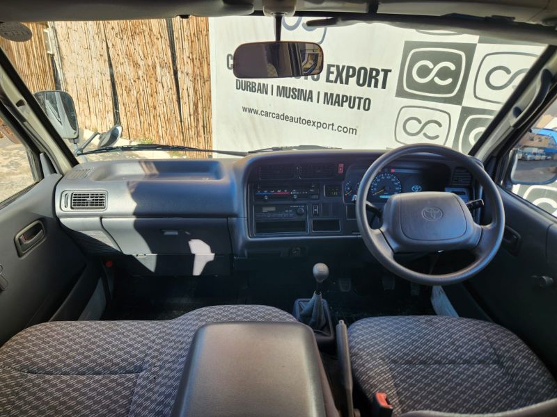  29123  TOYOTA HIACE  1998  