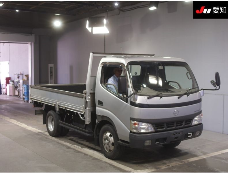  29124  HINO DUTRO  2006 