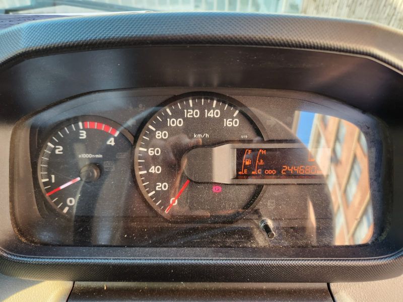  29136  HINO DUTRO  2014  